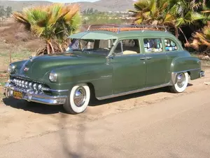 desoto desoto-custom-1951-suburban-2.jpg
