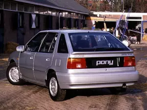 1989 Pony/excel Hatchback (X-2)