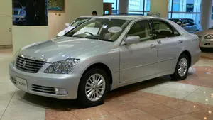 2005 Crown Royal XII (S180, facelift 2005)